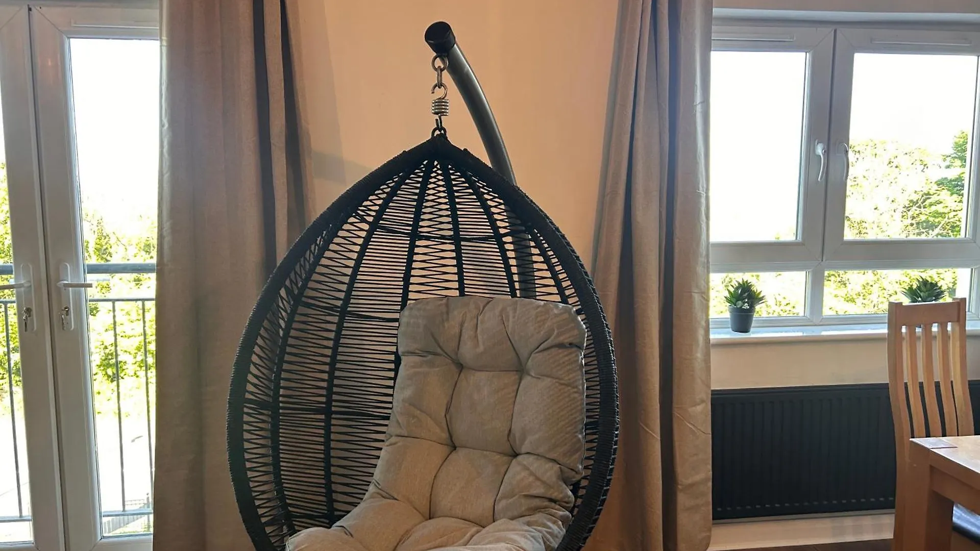 Large Modern Apt 4 Star Free Parking And Wifi Note Stairs Μπέλφαστ Διαμέρισμα