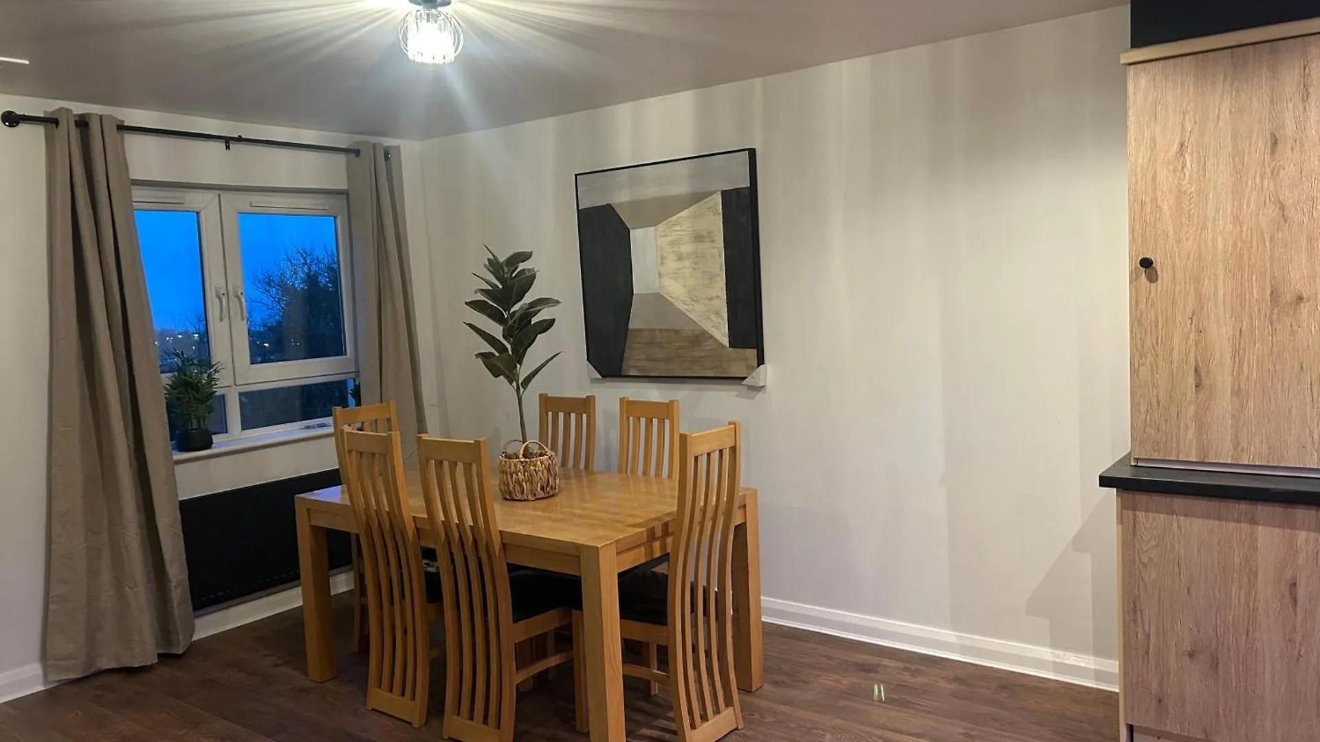 Large Modern Apt 4 Star Free Parking And Wifi Note Stairs Μπέλφαστ 0*,